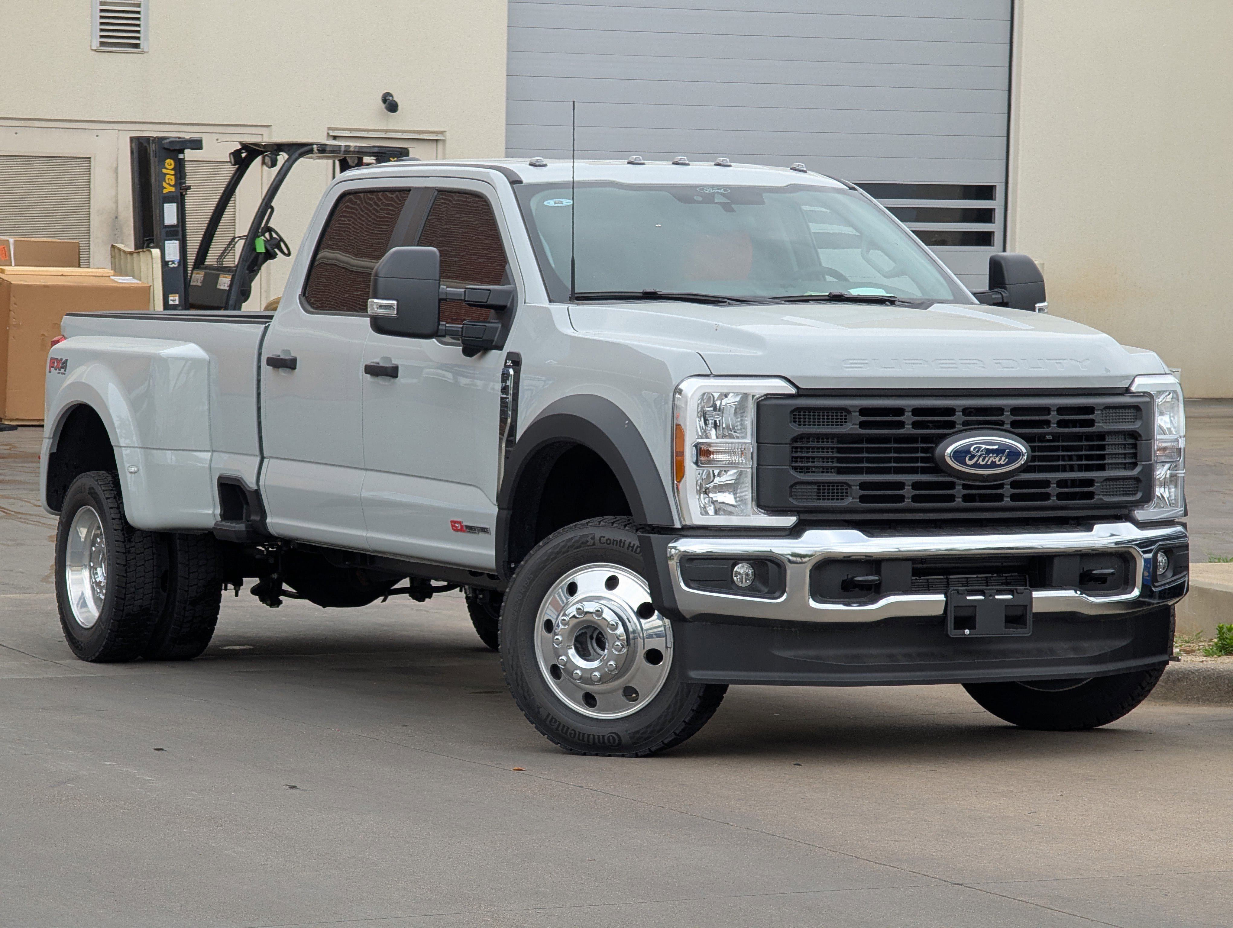 New 2026 Ford F450 XL w/ 360-Degree Camera Package image 2