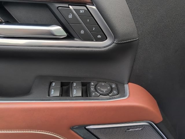 Used 2025 GMC Sierra 2500 Denali Ultimate AWD/4WD image 14