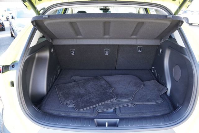 Used 2024 Hyundai Kona Limited image 20