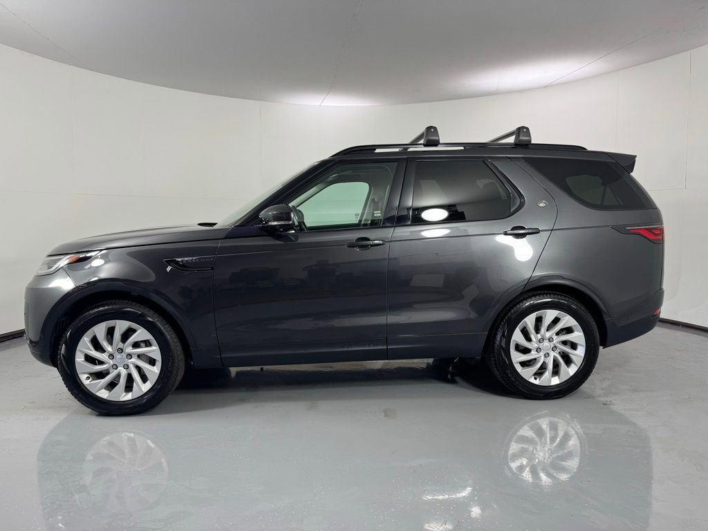 Used 2023 Land Rover Discovery S AWD/4WD image 10