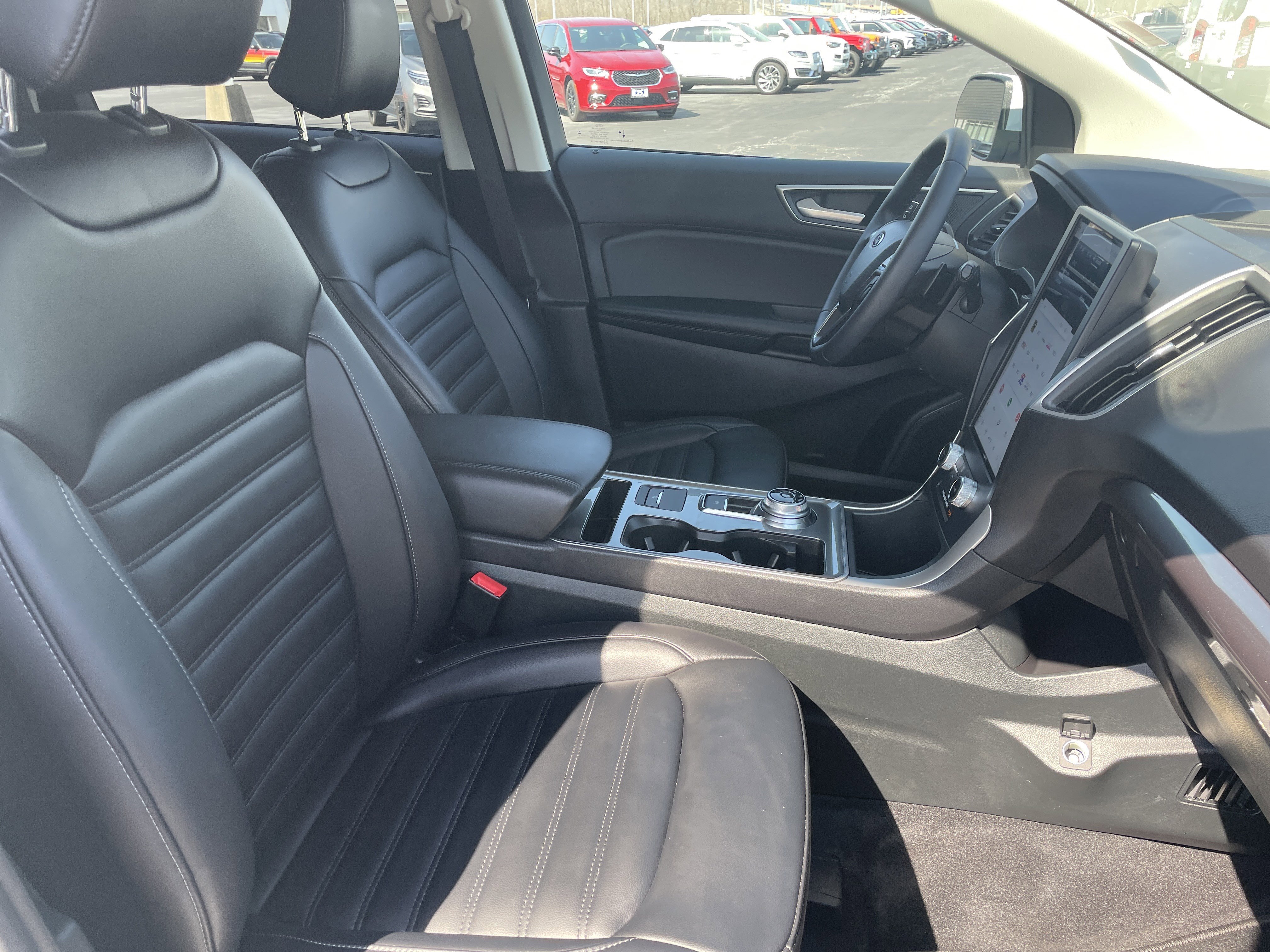 Used 2024 Ford Edge SEL w/ Convenience Package image 20