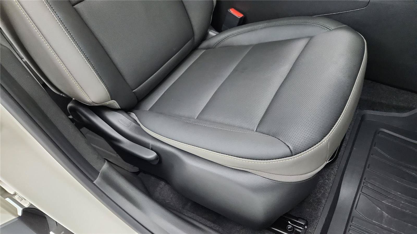 Used 2026 Chevrolet Trax ACTIV FWD image 31