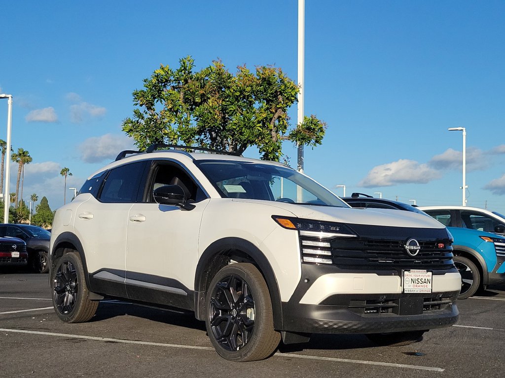 New 2026 Nissan Kicks SR FWD image 21
