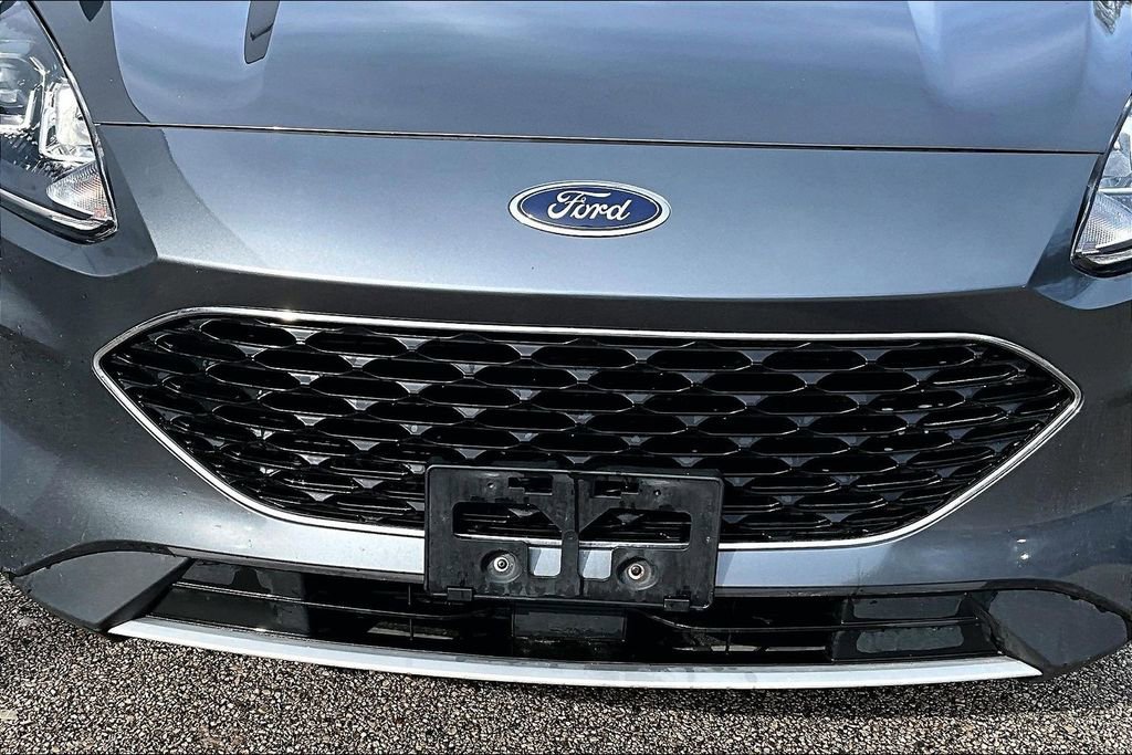 Used 2022 Ford Escape SE w/ Cold Weather Package image 31