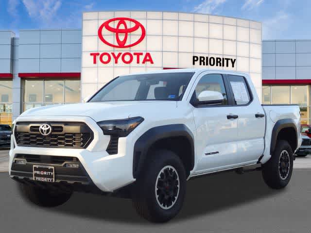 Used 2024 Toyota Tacoma TRD Off-Road AWD/4WD image 1