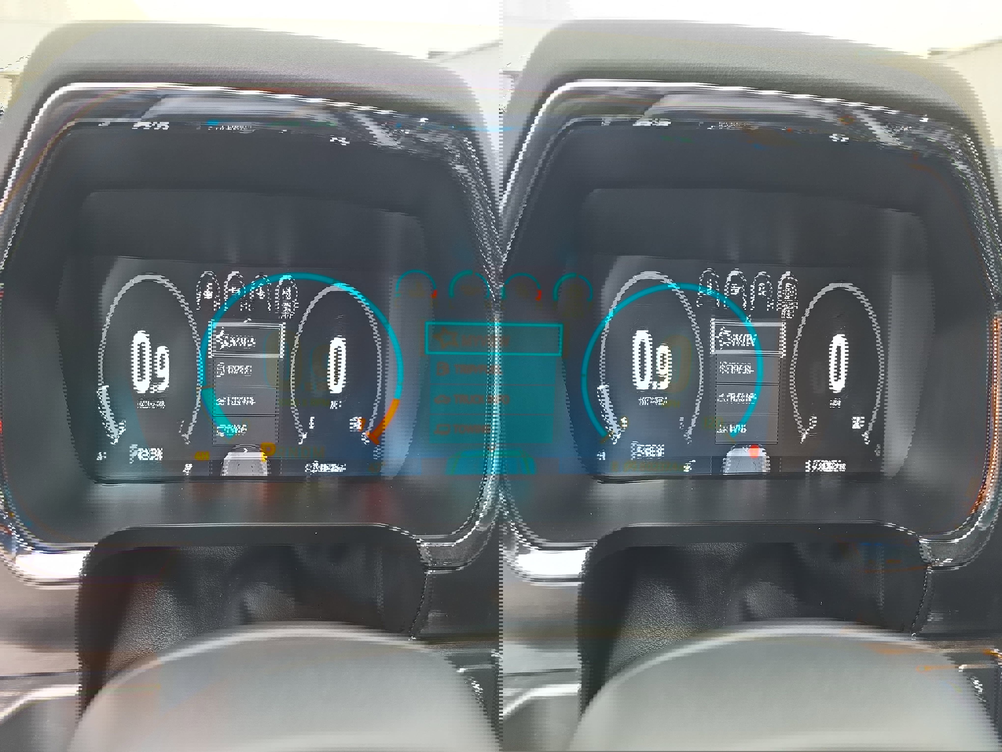 Used 2023 Ford F150 Lariat w/ Trailer Tow Package image 20