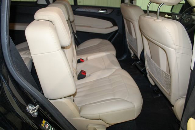 Used 2019 Mercedes-Benz GLS 450 4MATIC image 18