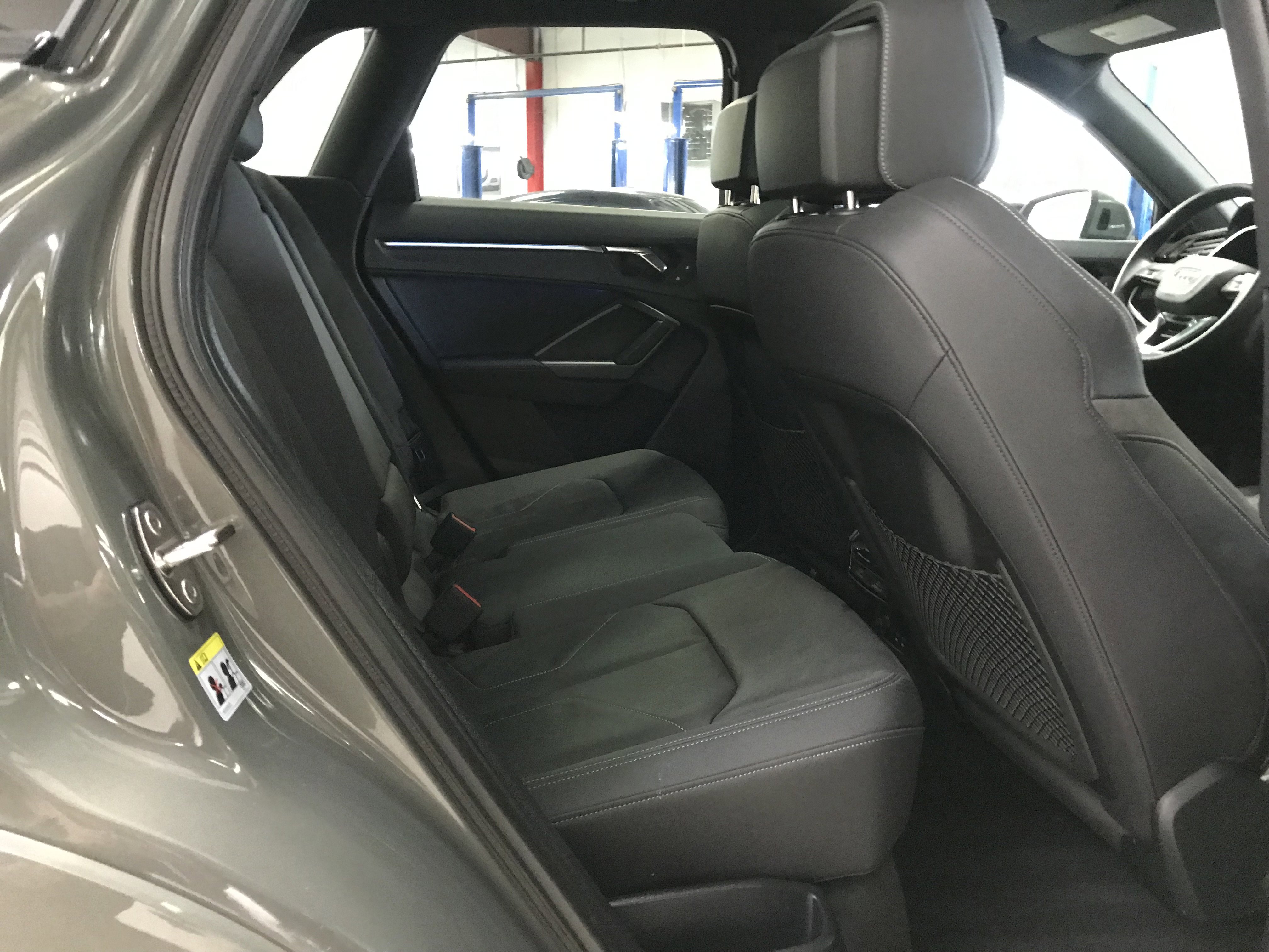 Used 2023 Audi Q3 2.0T Premium Plus w/ Premium Plus Package image 11