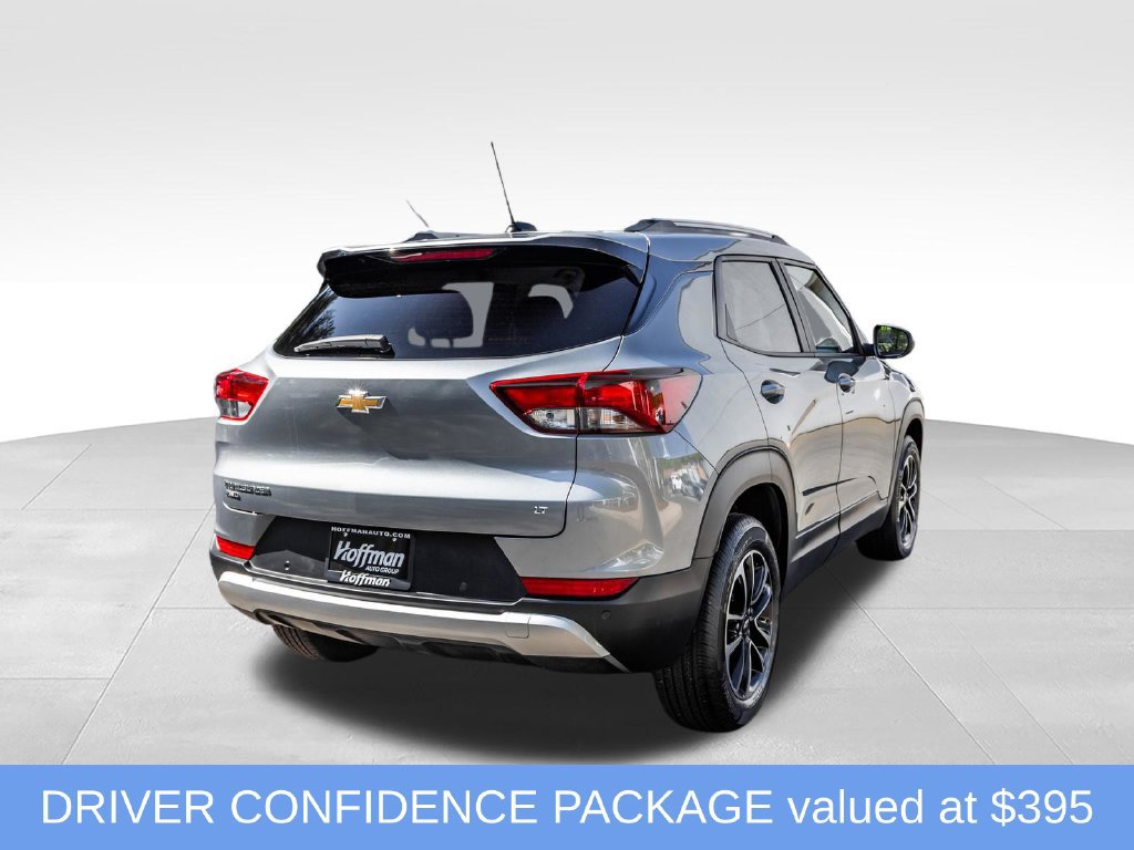 Used 2025 Chevrolet TrailBlazer LT w/ Driver Confidence Package AWD/4WD image 4
