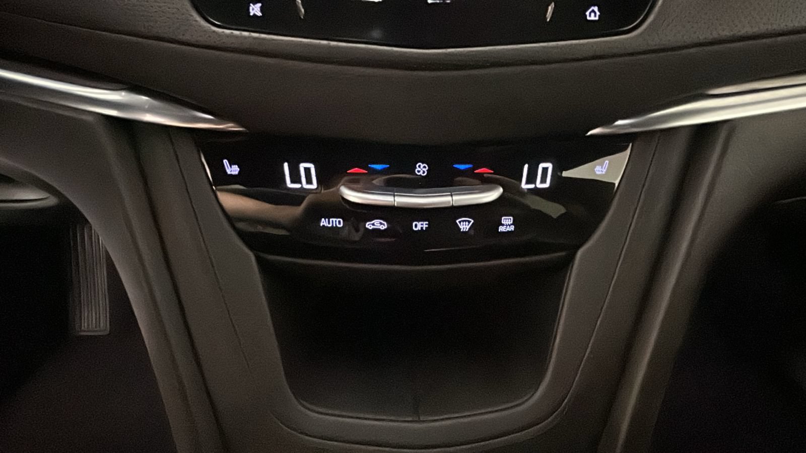 Used 2023 Cadillac XT5 Luxury FWD image 25