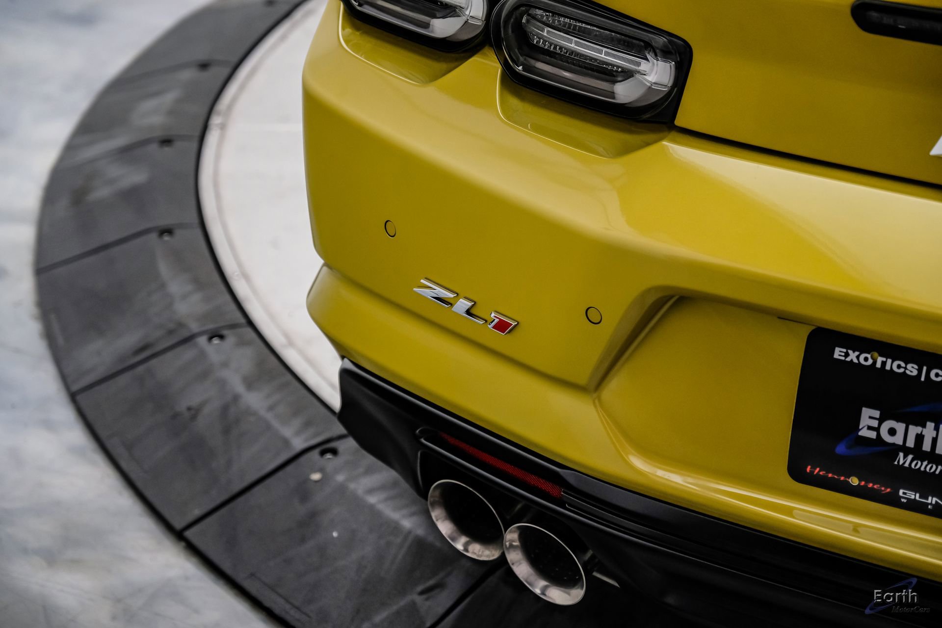Used 2024 Chevrolet Camaro ZL1 RWD image 17