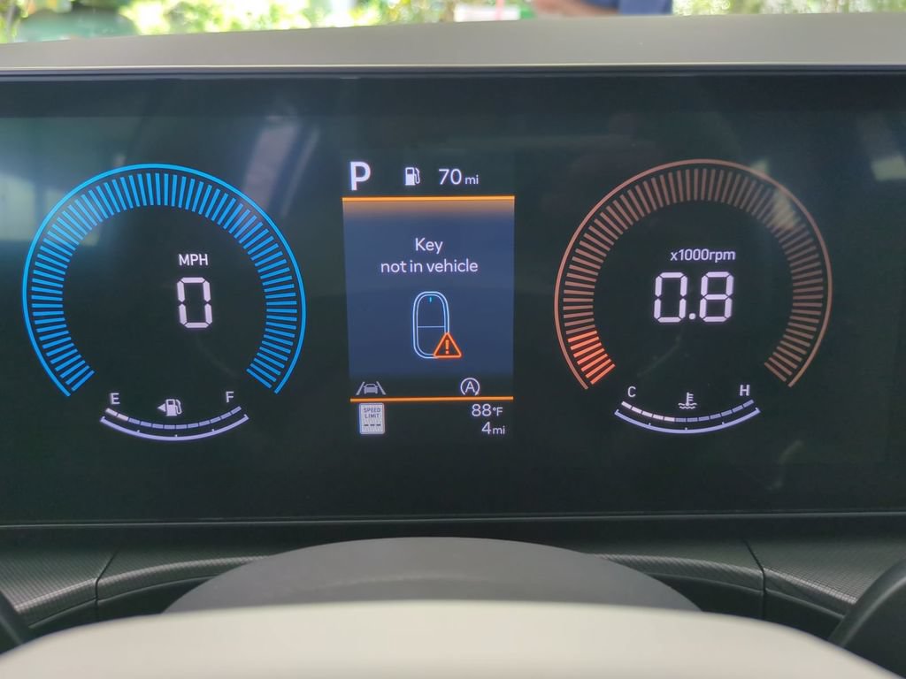 New 2027 Hyundai Santa Fe SE FWD image 35