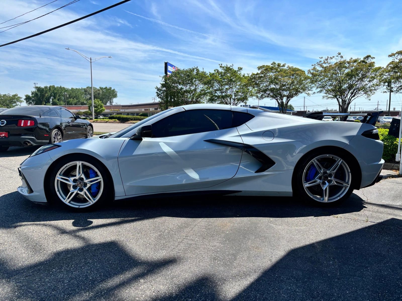 Used 2020 Chevrolet Corvette Stingray Premium Cpe w/ 3LT Preferred Equipment Group image 6