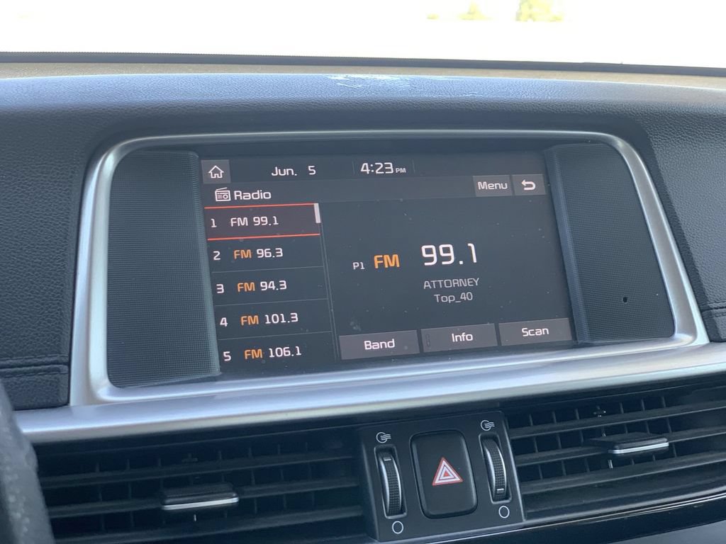 Used 2019 Kia Optima LX FWD image 11