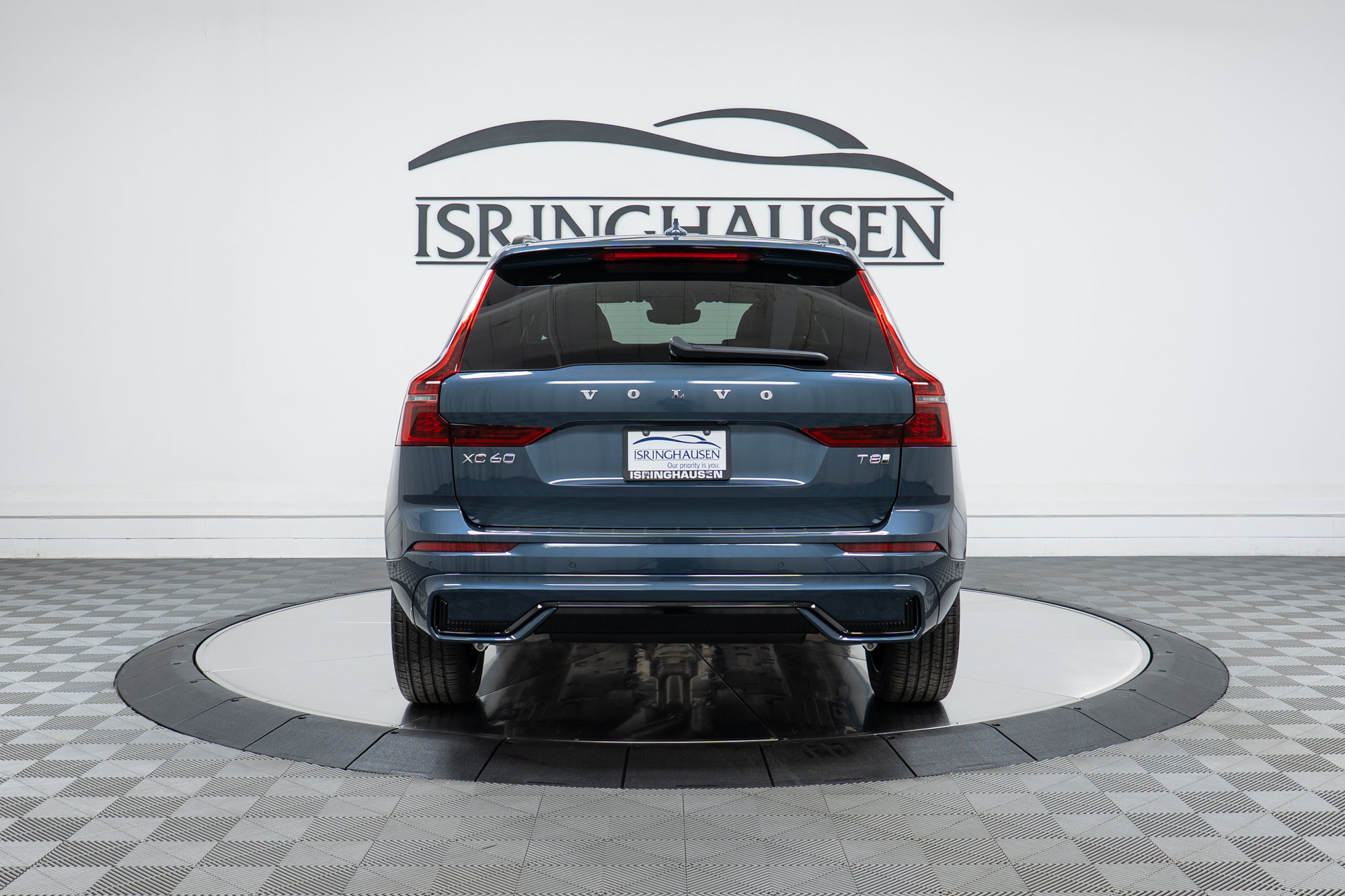New 2026 Volvo XC60 T8 Plus w/ Climate Package AWD/4WD image 6