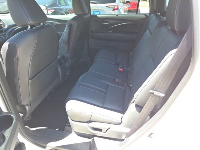 Certified 2023 Honda Passport TrailSport image 14