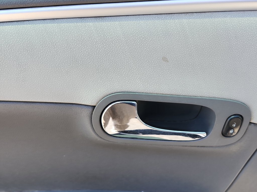 Used 2012 Chevrolet Malibu LT FWD image 17