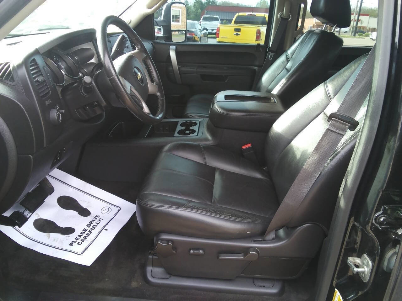 Used 2014 Chevrolet Silverado 2500 LT w/ Custom Sport Truck Package image 18