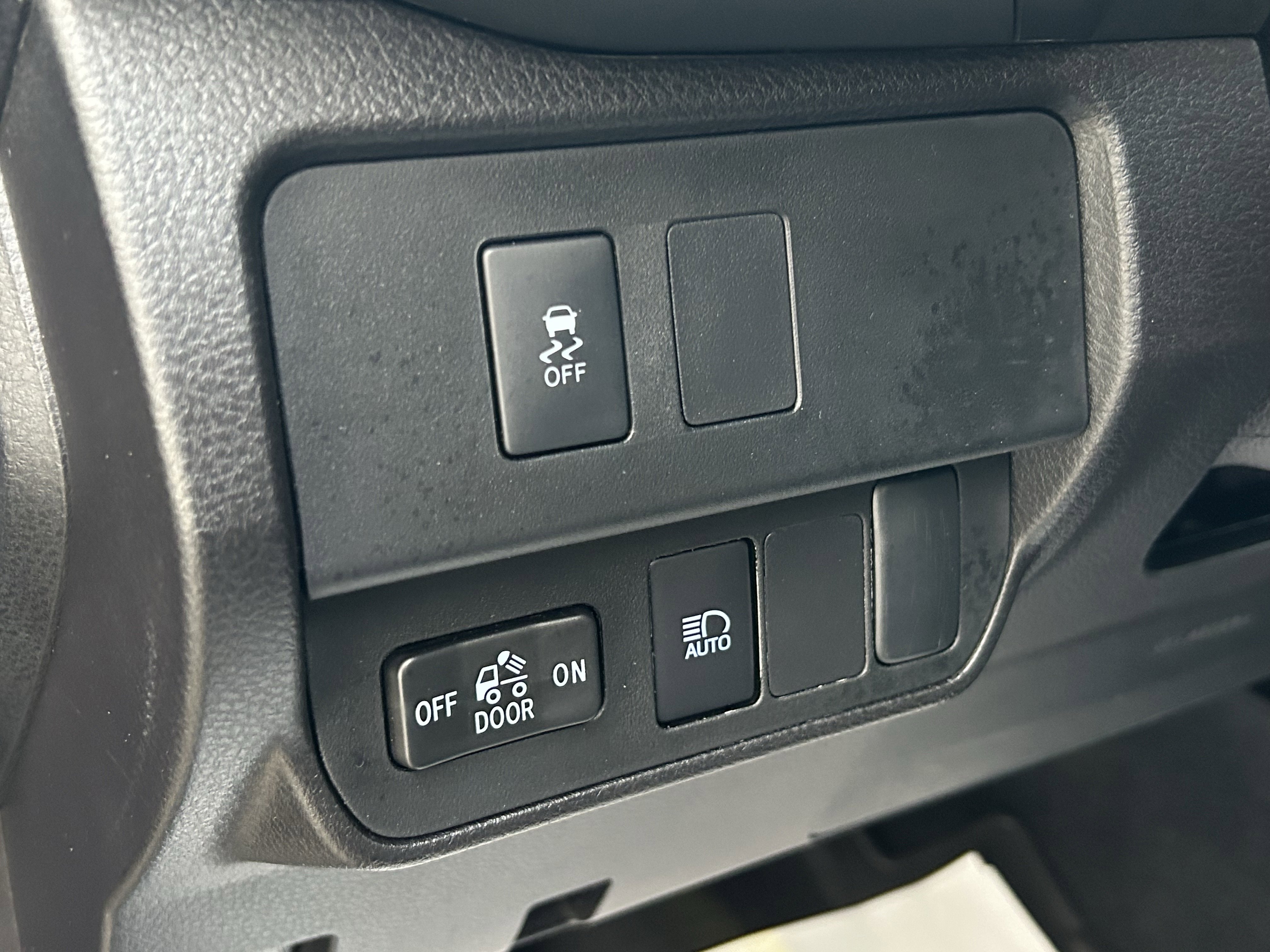 Certified 2023 Toyota Tacoma SR image 16