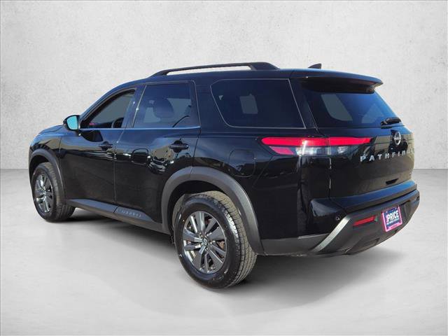 Used 2024 Nissan Pathfinder SV image 8