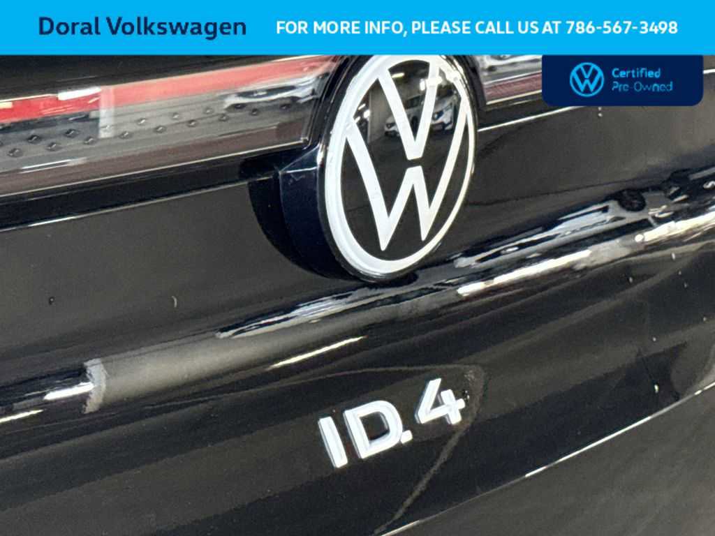 Used 2023 Volkswagen ID.4 Pro S image 10