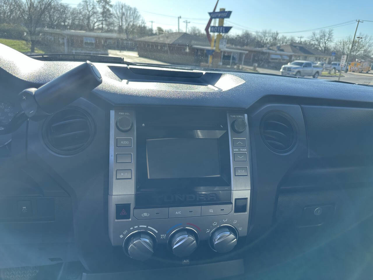 Used 2016 Toyota Tundra SR w/ Tow Package image 19