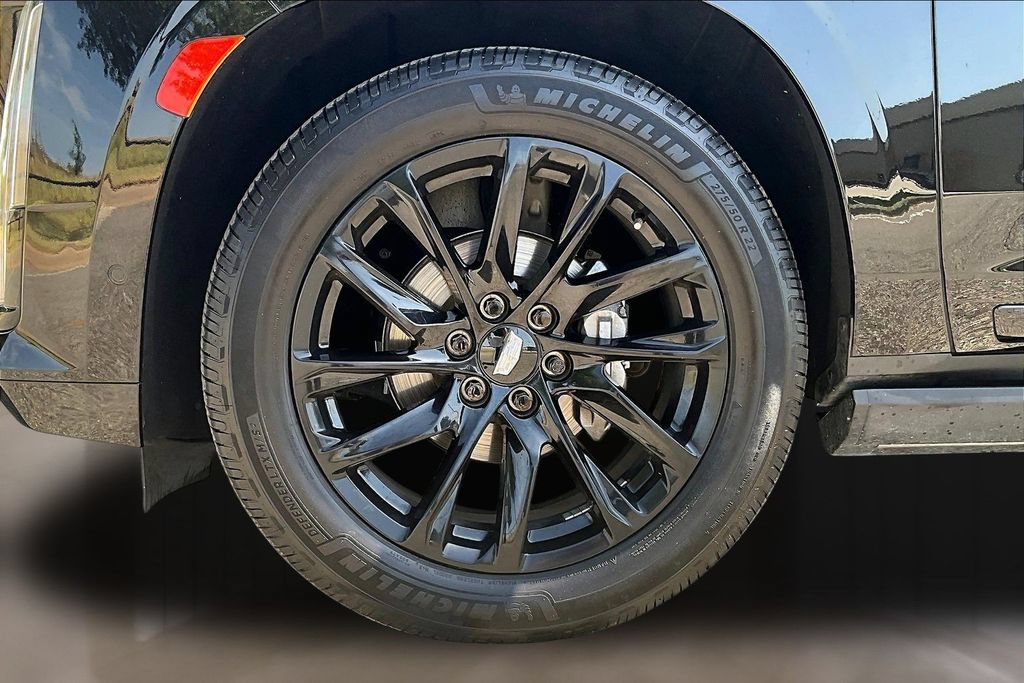 Used 2023 Cadillac Escalade ESV Sport Platinum w/ LPO, ONYX Package AWD/4WD image 8