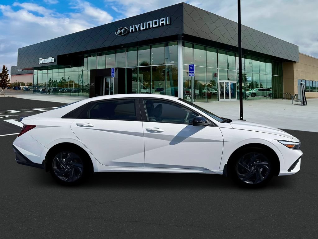 New 2026 Hyundai Elantra N Line FWD image 9