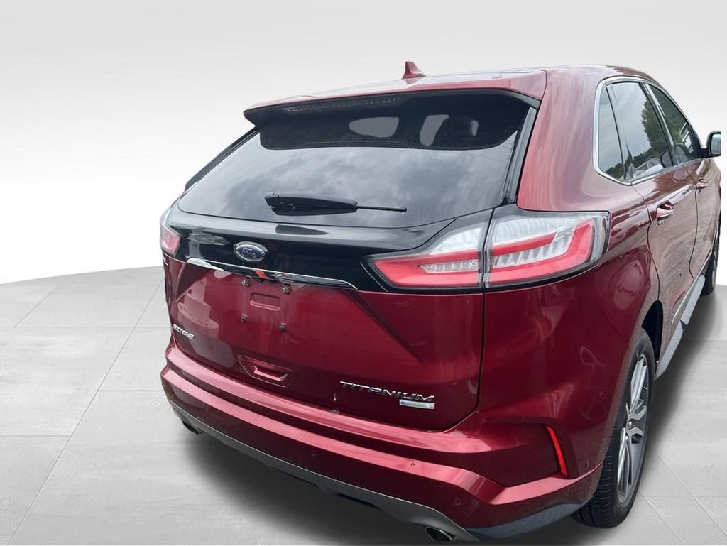 Used 2019 Ford Edge Titanium w/ Equipment Group 301A FWD image 21