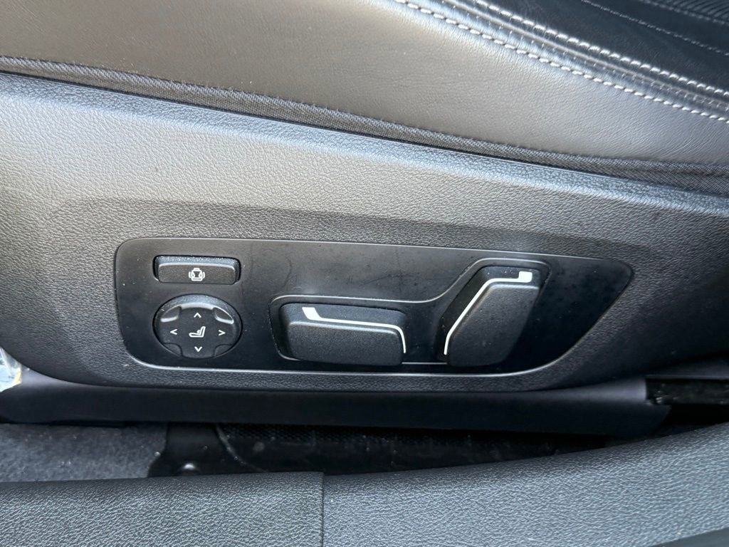 Used 2024 BMW M3 Competition w/ Executive Package image 17