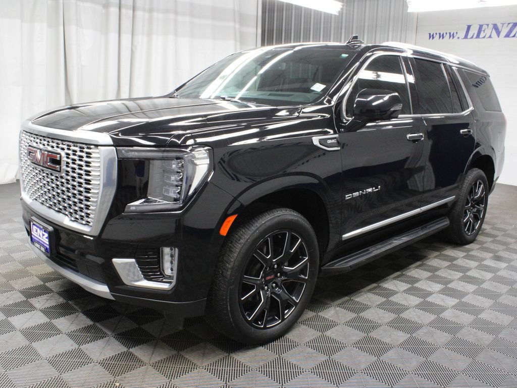 Used 2023 GMC Yukon Denali w/ LPO, Floor Liner Package AWD/4WD image 7