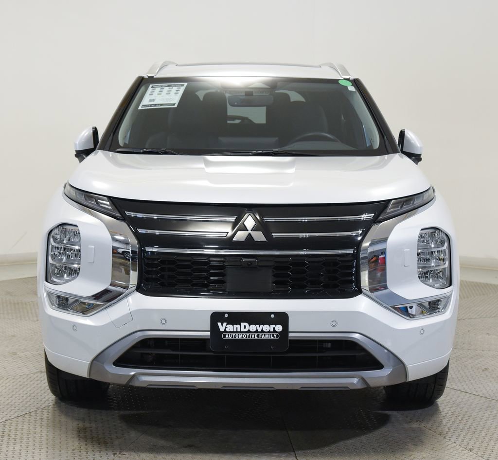 Used 2025 Mitsubishi Outlander SEL AWD/4WD image 5