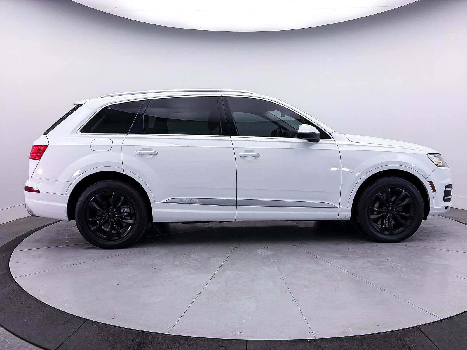 Used 2019 Audi Q7 3.0T Premium Plus AWD/4WD image 36