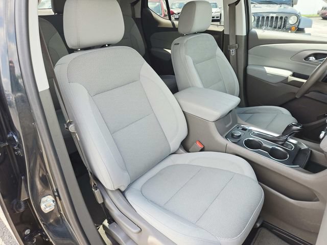 Used 2019 Chevrolet Traverse LT FWD image 14