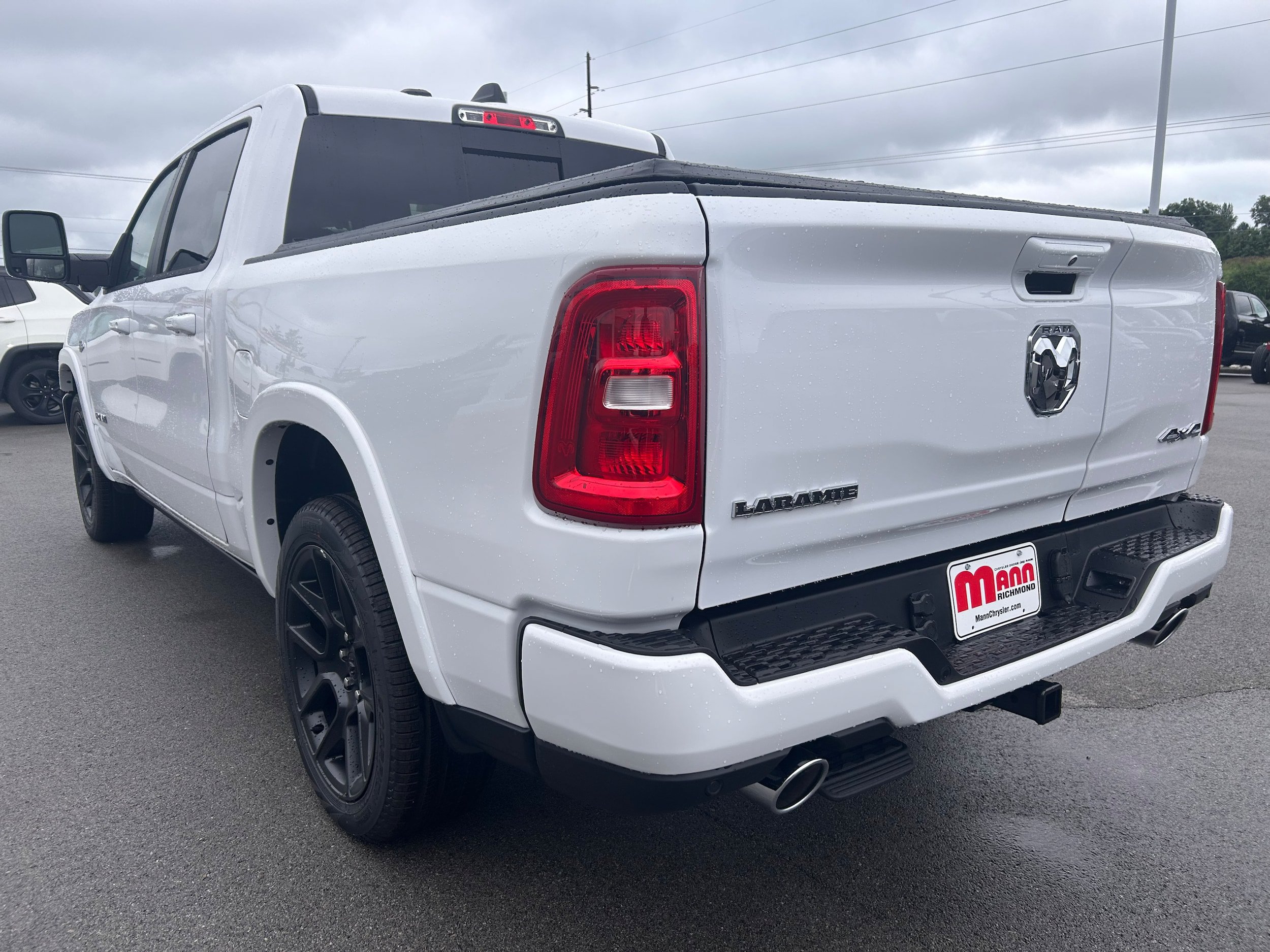 New 2026 RAM 1500 Laramie w/ Advanced Safety Group II AWD/4WD image 5
