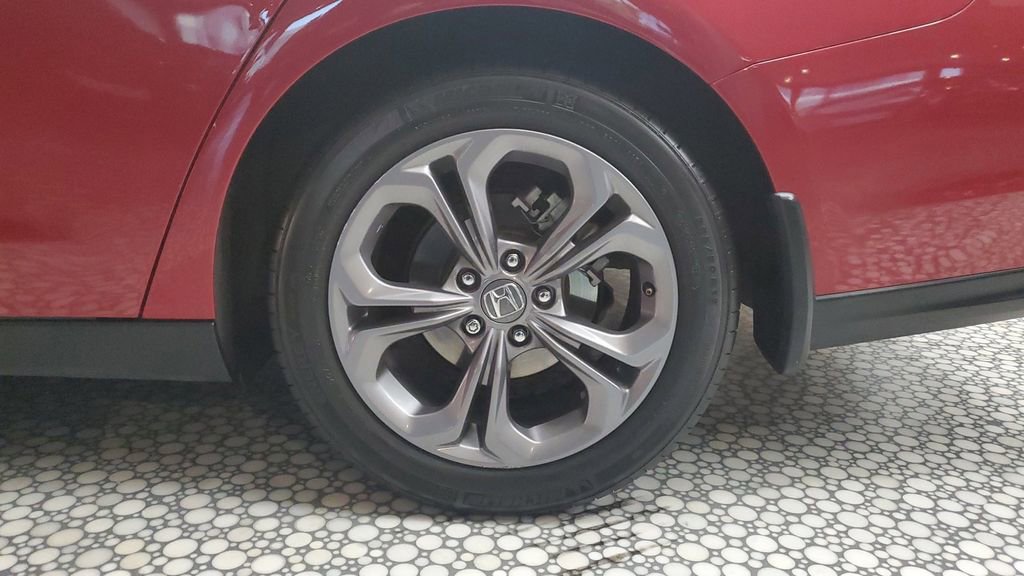 Used 2024 Honda Accord EX image 6