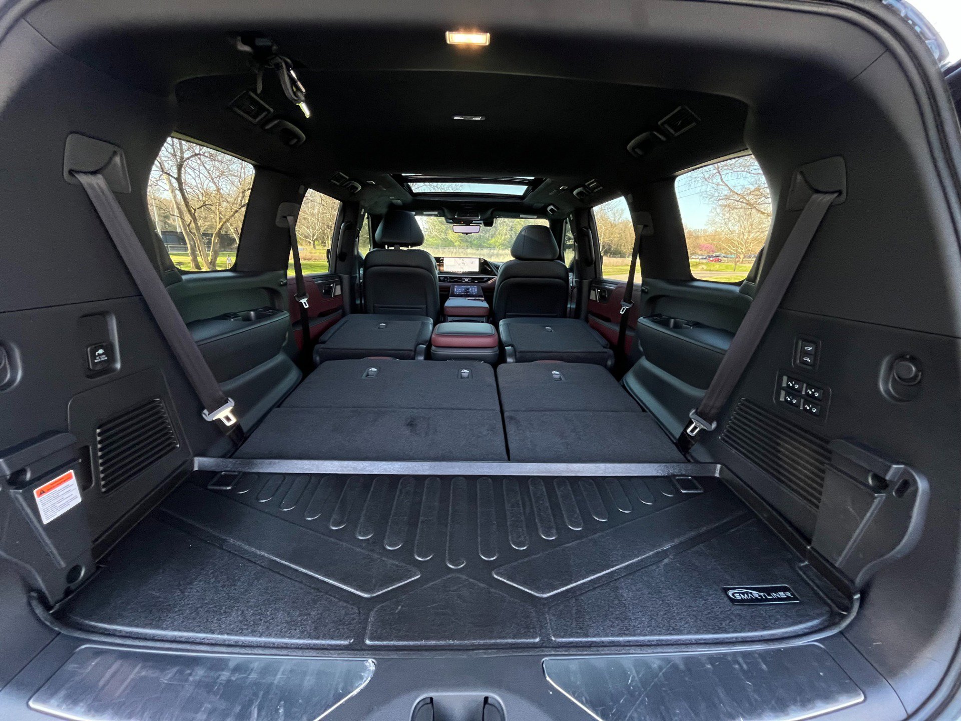 Used 2026 INFINITI QX80 Autograph w/ Premium Cargo Package image 39