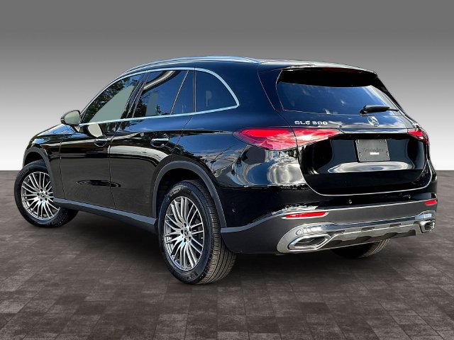 Used 2026 Mercedes-Benz GLC 300 4MATIC image 4