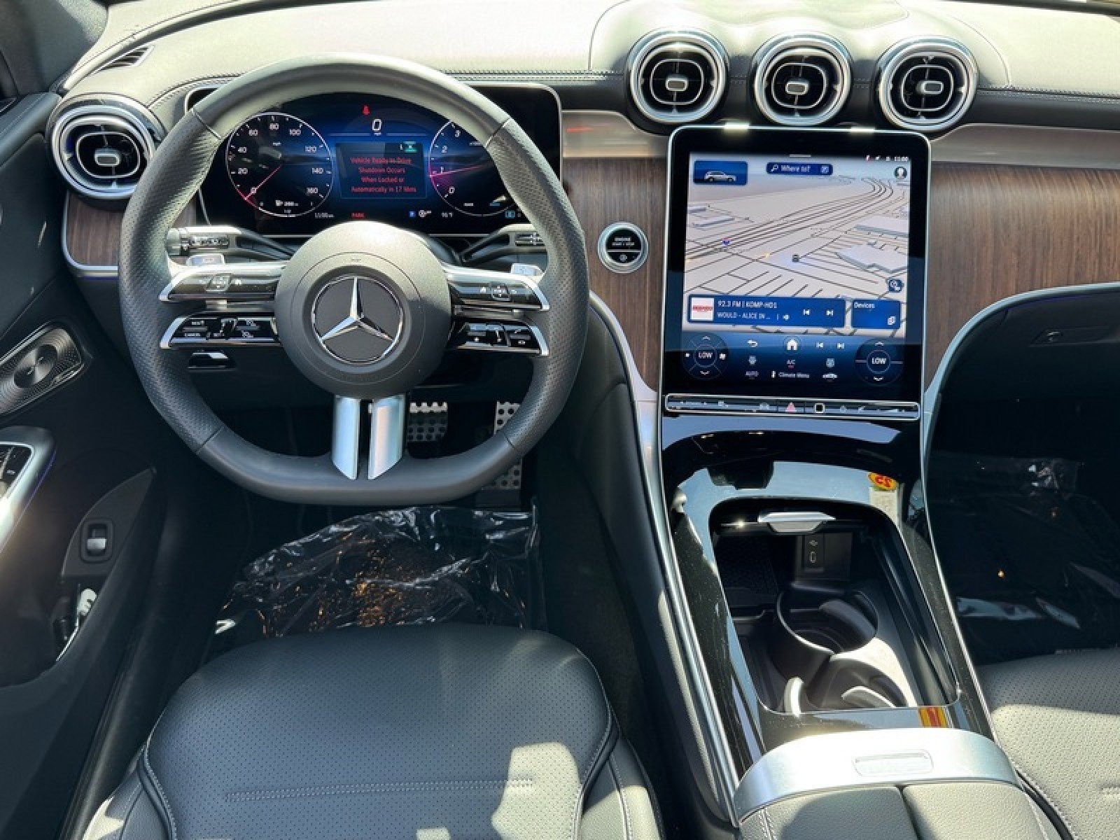 Certified 2025 Mercedes-Benz GLC 300 4MATIC image 17