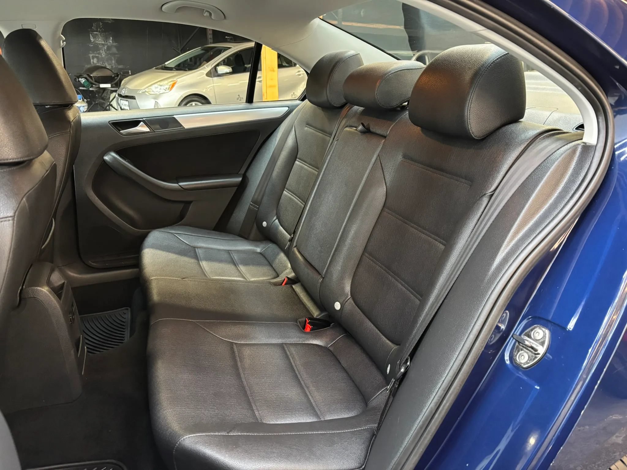 Used 2012 Volkswagen Jetta TDI FWD image 10
