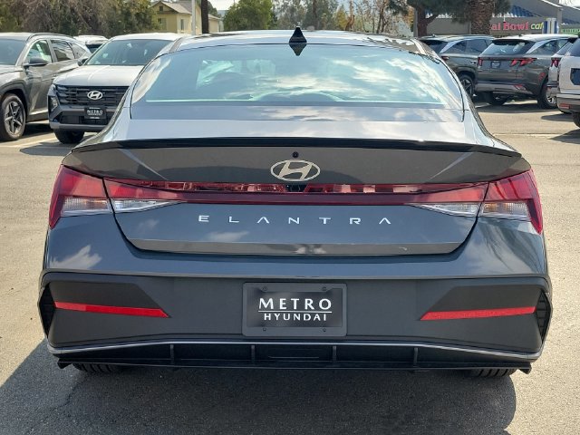 New 2026 Hyundai Elantra Sport FWD image 27