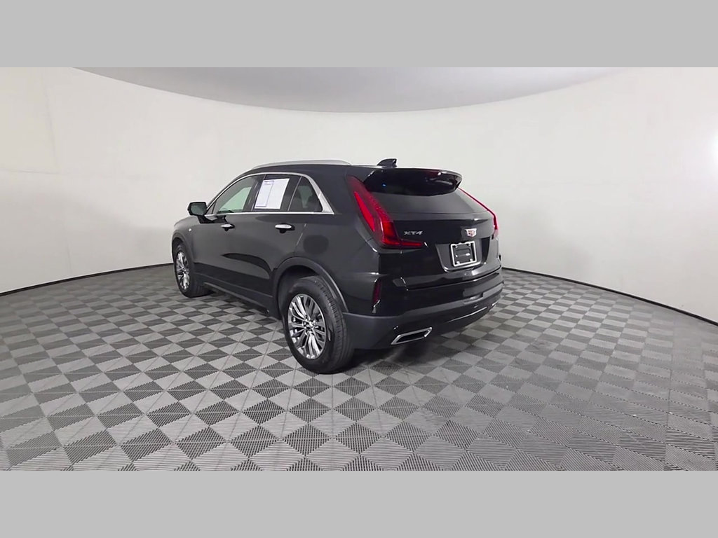 Used 2025 Cadillac XT4 Premium Luxury FWD image 44