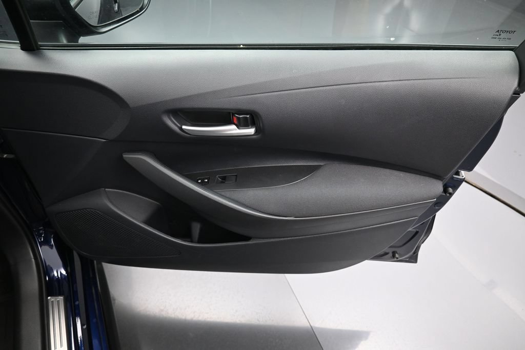 Certified 2026 Toyota Corolla SE w/ SE Package FWD image 32