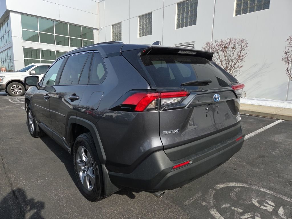 Used 2024 Toyota RAV4 LE image 6