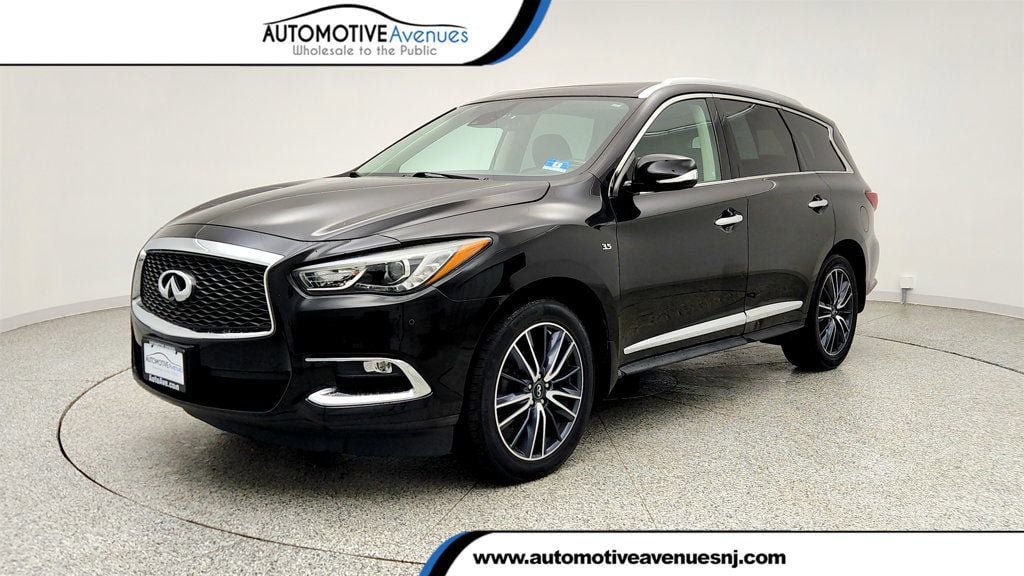 Used 2019 INFINITI QX60 Luxe w/ Essential Package