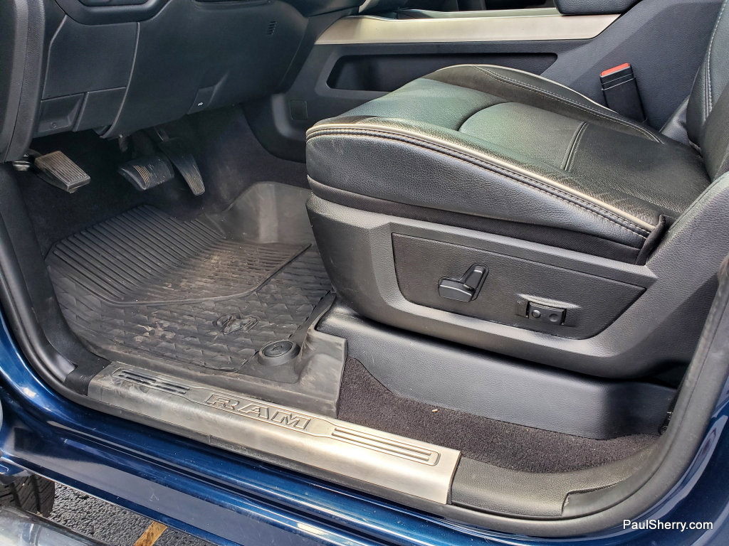 Used 2020 RAM 3500 Laramie AWD/4WD image 31