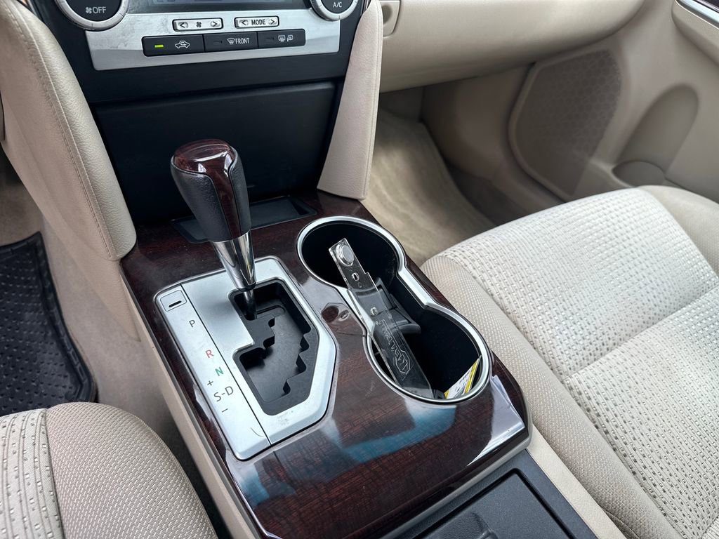 Used 2014 Toyota Camry XLE w/ Convenience Package FWD image 34