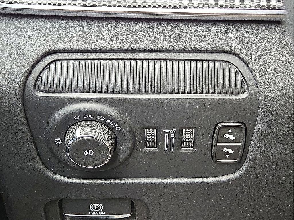 Used 2024 Jeep Grand Wagoneer Series II w/ Quick Order Packagew 28T image 31