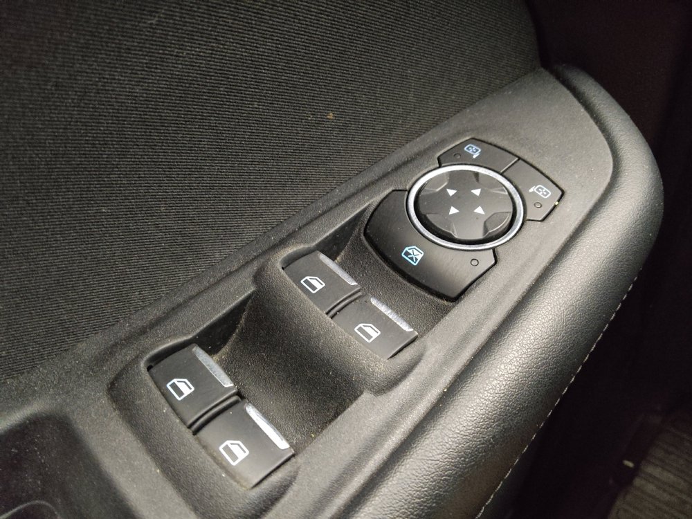 Used 2015 Ford Edge SE AWD/4WD image 27