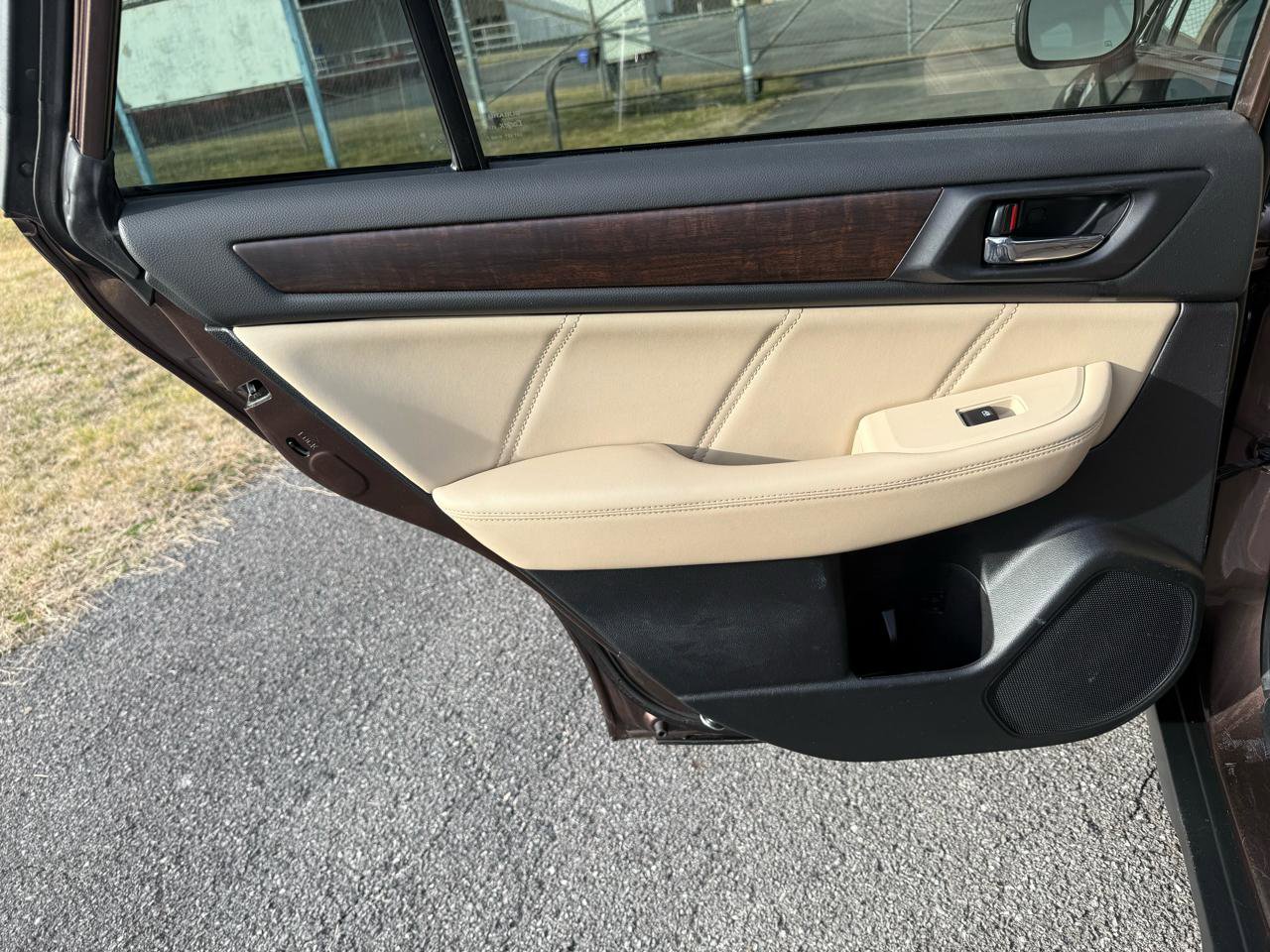 Used 2019 Subaru Outback 3.6R Limited image 19